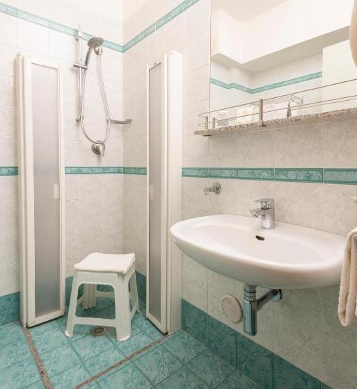 海の見える１ベッドルームアパートメント, Residence Imperial
