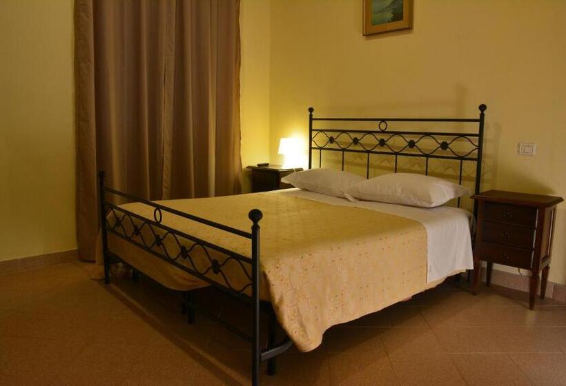 Апартаменты 4 Спальни, Villa Regina