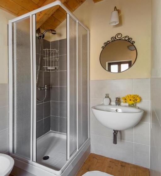 اتاق استاندارد با تراس, Agriturismo Da Attilio