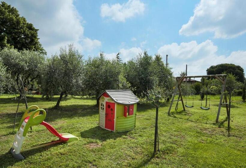 2 Bedroom Apartment Garden View, Agriturismo Gardenali