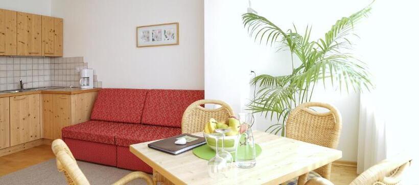 Апартаменты 1 Спальня с Балконом, Residence Walder