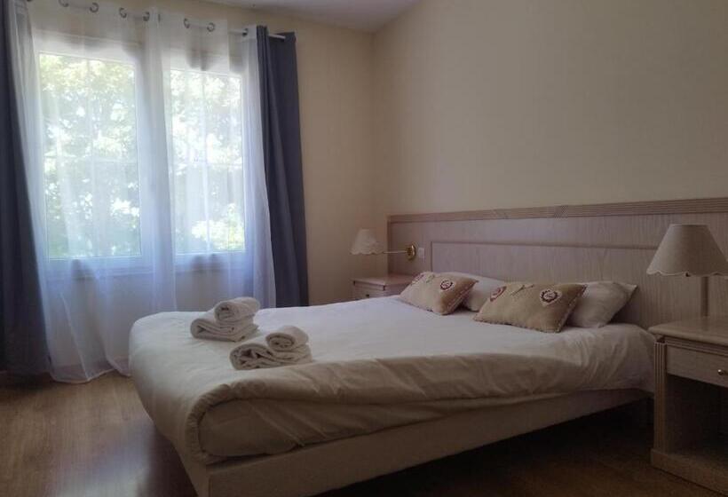 Апартаменты Comfort 3 Спальни, Le Haut Val Résidences