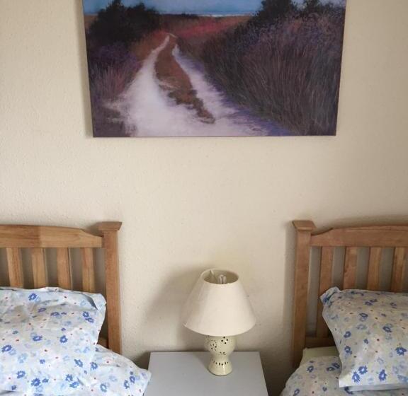 Номер Стандарт, Haselor Farm B & B