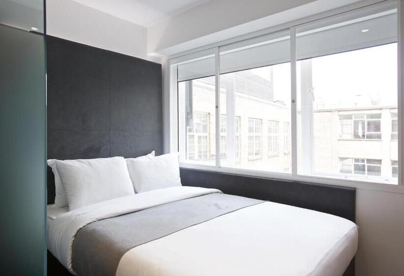 Номер Стандарт, The Z Hotel Tottenham Court Road