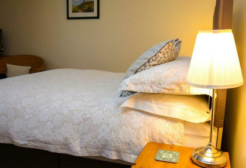 スタンダードルーム, Clarke Cottage Guest House