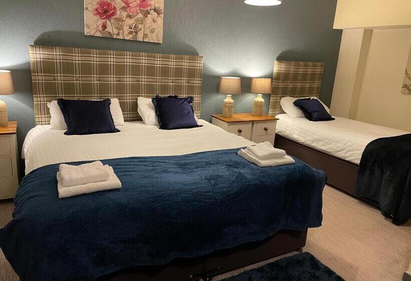 Семейный Номер, The Coach And Horses Inn