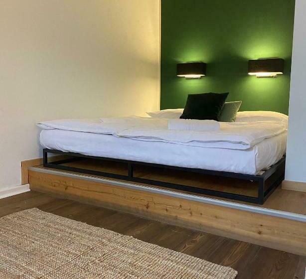 اتاق استاندارد, Jasper S Boutique