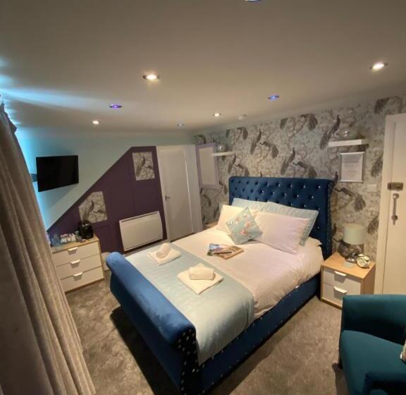 Номер Deluxe Кровать Кинг, The Bayridge Guest House
