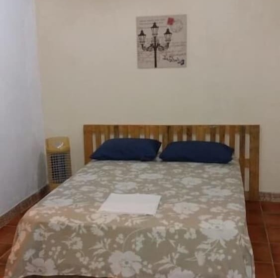 标准间, Down The River Hostel
