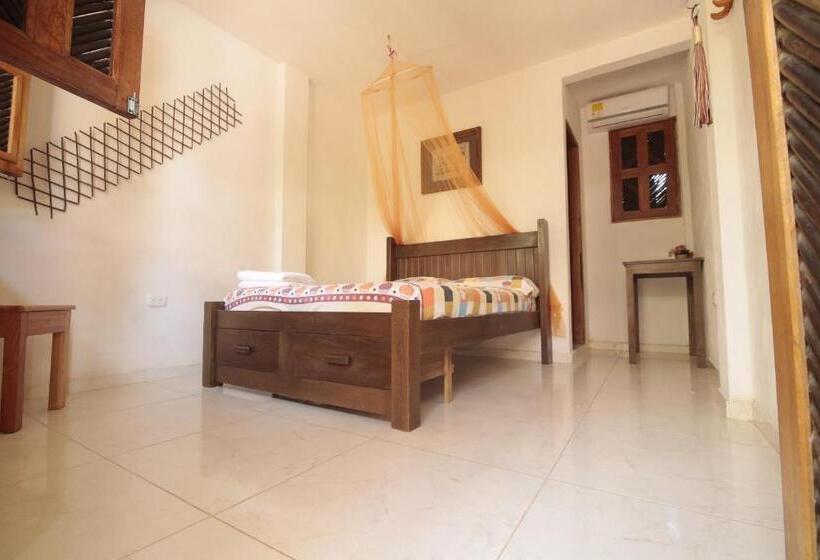 디럭스 룸, Hostal Nibuni Palomino
