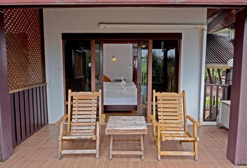 اتاق استاندارد چهار تخته, Home At Chan Resort