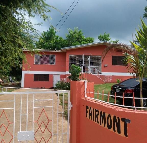اتاق استاندارد با سرویس بهداشتی مشترک, Fairmont