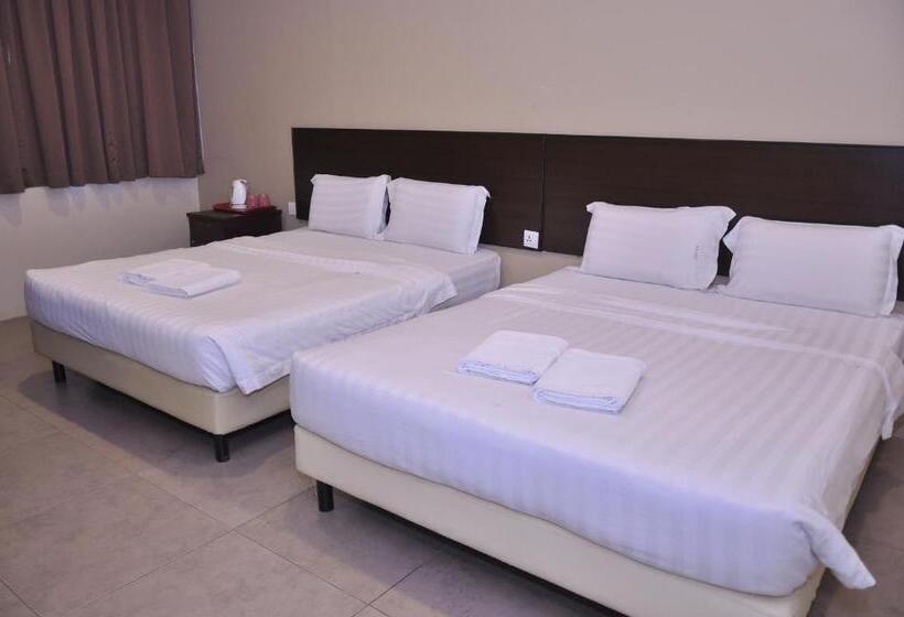 اتاق خانوادگی, Kuching Transit Inn