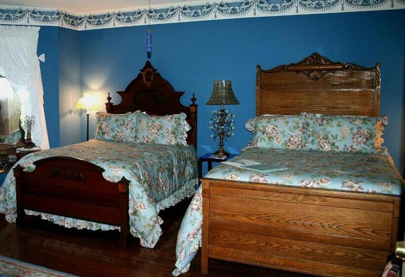 חדר סופריור נוף לבריכה, Heron Cay Lakeview Bed & Breakfast
