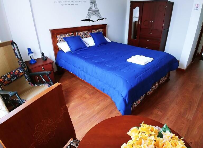 스탠다드 스튜디오, Hostal Arauco