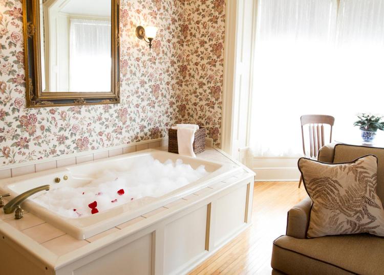 Люкс Deluxe Кровать Кинг, The Foxglove Inn