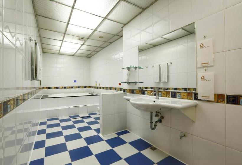 اتاق لوکس, Hua Xiang Motel   Fengshan
