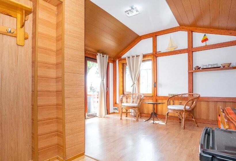 سوییت, Casa Nikita