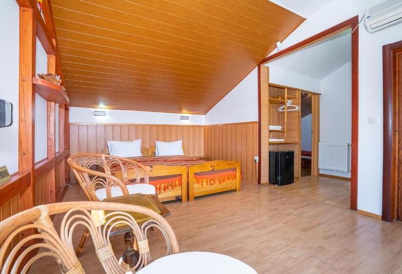 سوییت, Casa Nikita