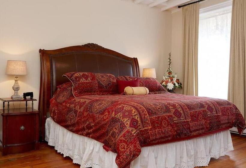 Люкс, Cheltenham Suites