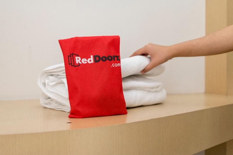 Номер Стандарт, Reddoorz Plus @ Cideng Barat