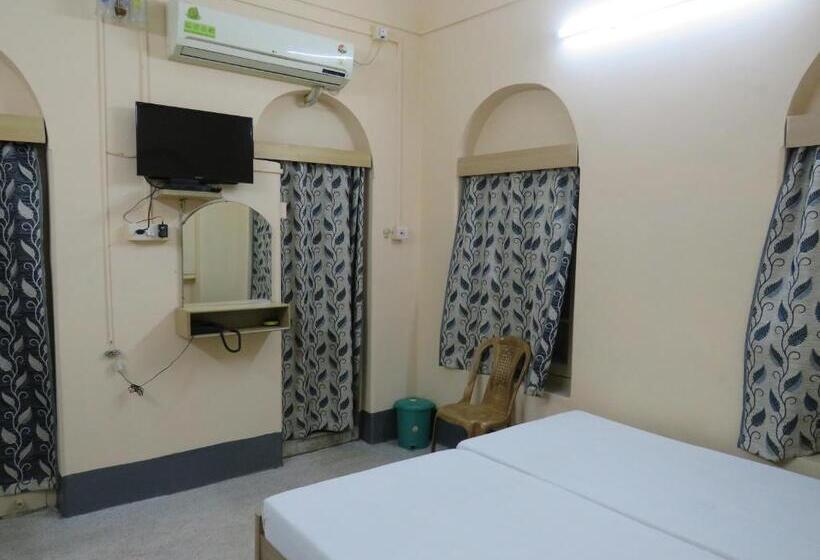 Семейный Номер, Shaw Guest House