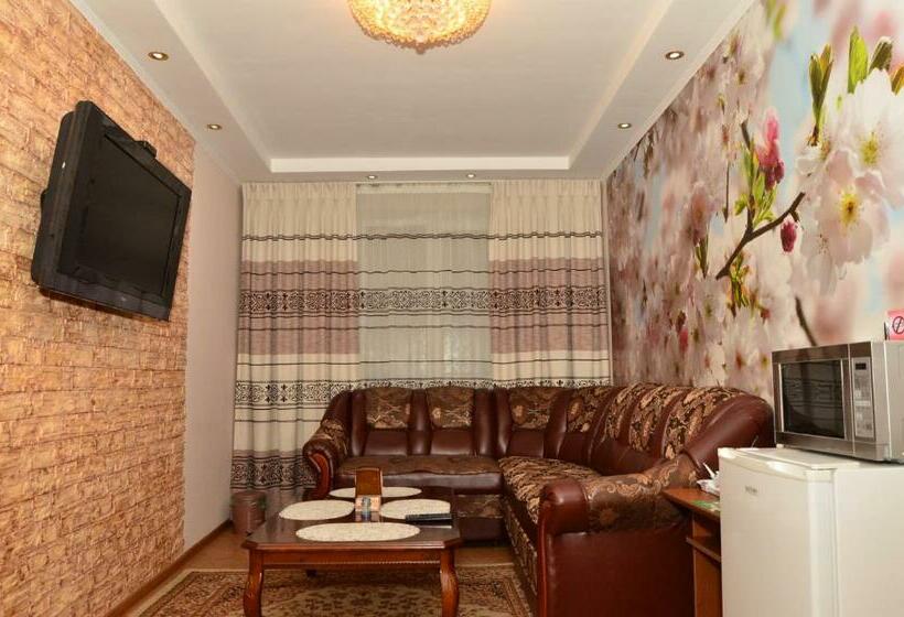 سوییت, Guest House Domashniy Uyut