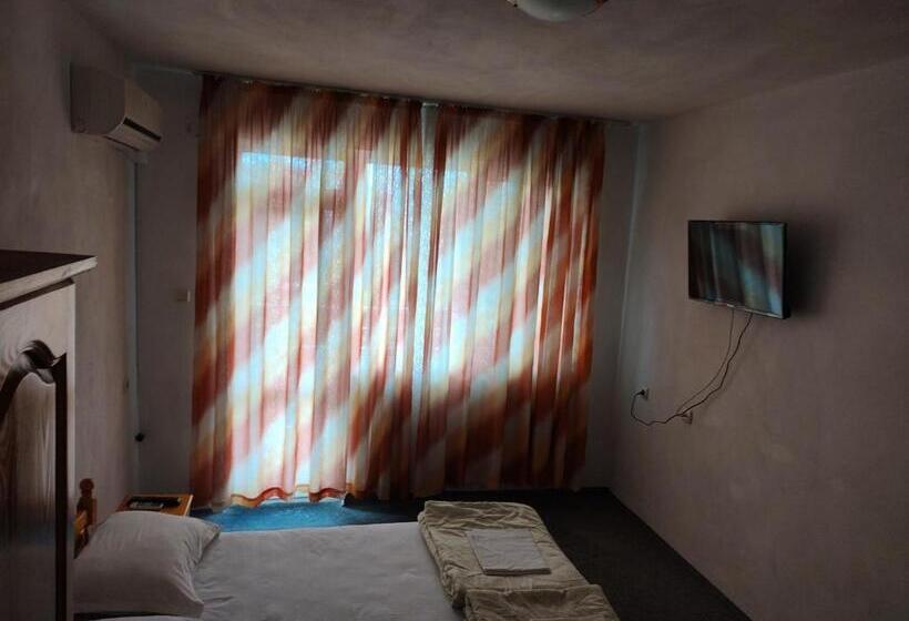 豪华家庭房间, Zlatevi Guest House