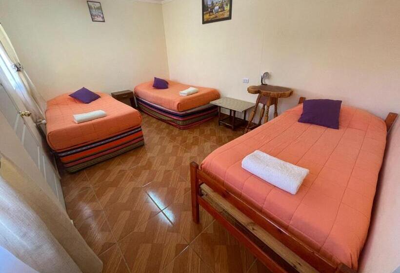 Номер Стандарт Трехместный, Hostal El Amigo Lucho