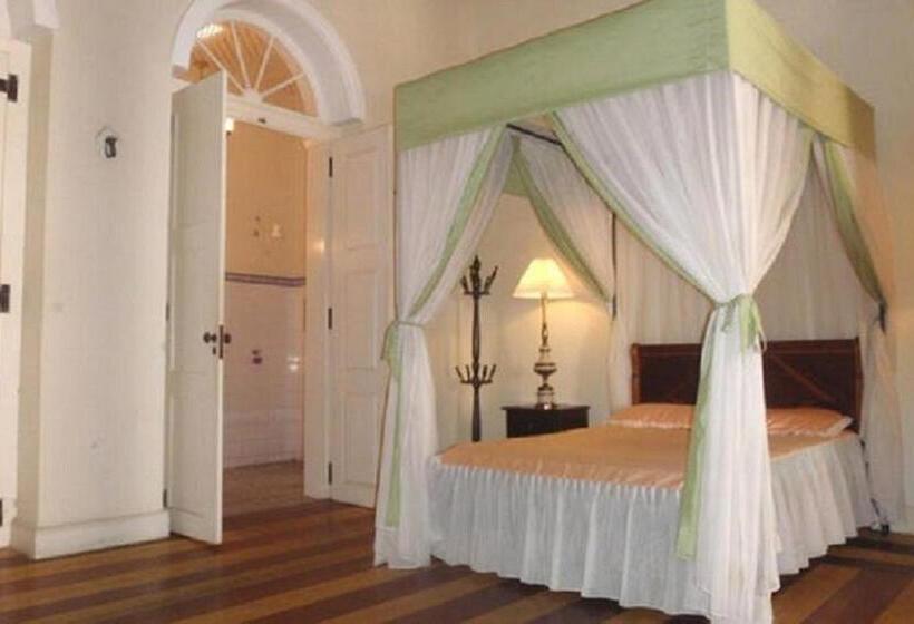 سوییت, Casa Frankie