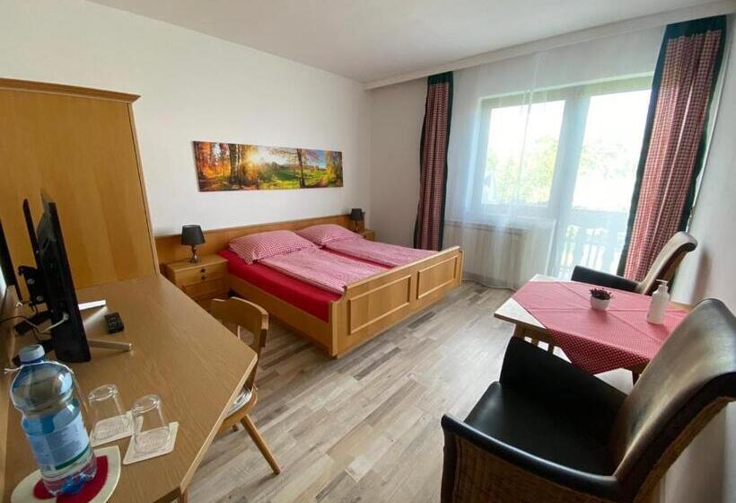 Classic room with balcony, Pension Waldschenke Am Wörthersee