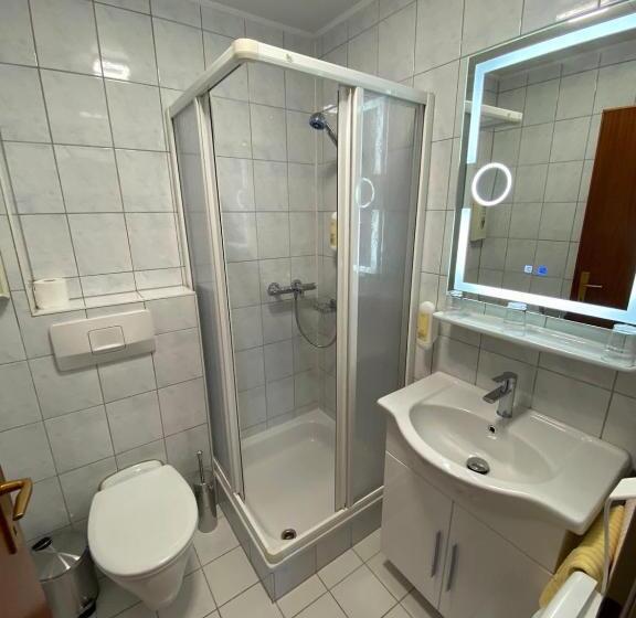 اتاق لوکس خانوادگی, Pension Waldschenke Am Wörthersee