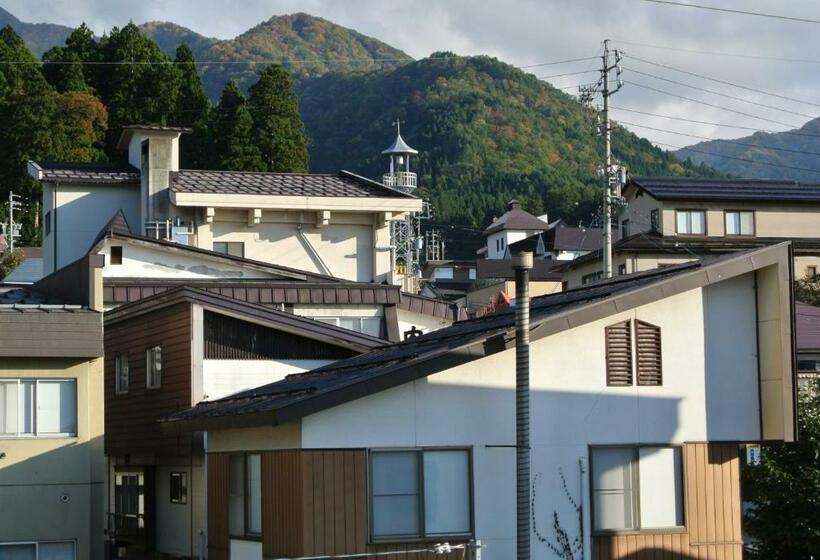 Номер Стандарт Совместная Ванная, Shinazawa
