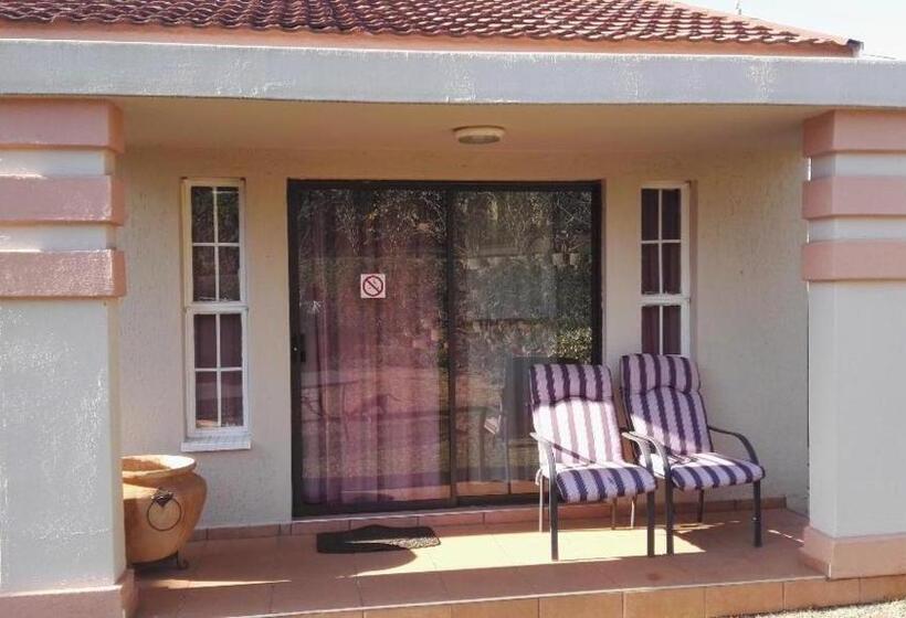 اتاق استاندارد با چشم‌انداز باغ, Ezulwini Guest House