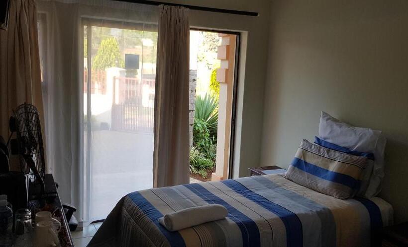 اتاق استاندارد برای معلولان, Ezulwini Guest House