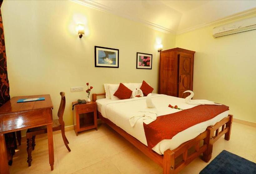 Номер Deluxe, Triveny River Palace
