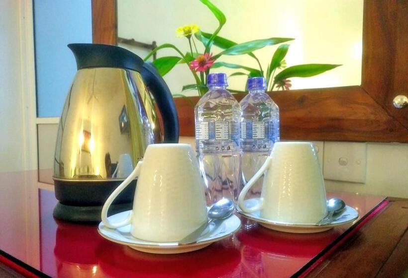 اتاق لوکس خانوادگی, Imaaga Kandy Residence
