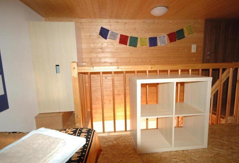 Svit, Guest House Sherpa