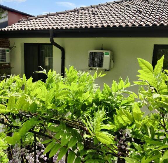 Номер Стандарт Вид на Сад, Cloudbase Guesthouse