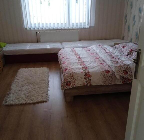 带2个卧室的公寓, Ubytovanie Tri Sestry