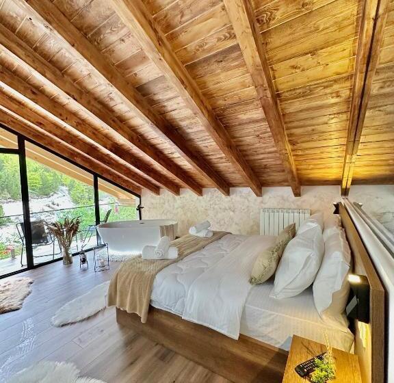 이그제큐티브 스위트, Guesthouse Marashi