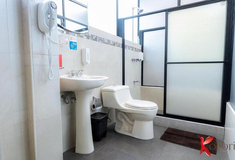 Номер Deluxe, Hostal Kolibri B&b