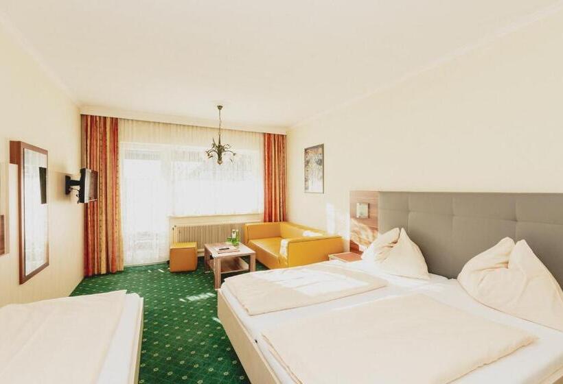 اتاق استاندارد با بالکن, Gasthof Berghof