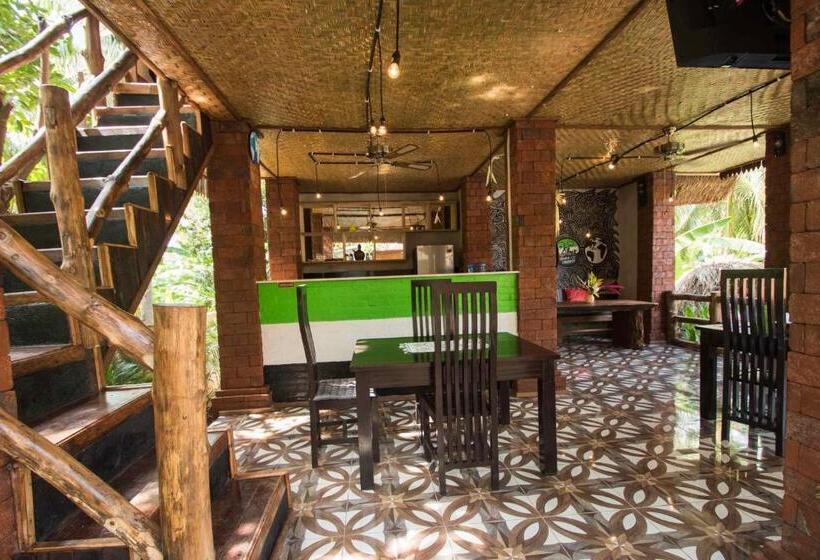 Номер Economy, Hobbit S House Homestay