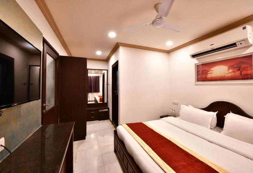 آپارتمان 3 خوابه, Click White House Residency, Vadodara