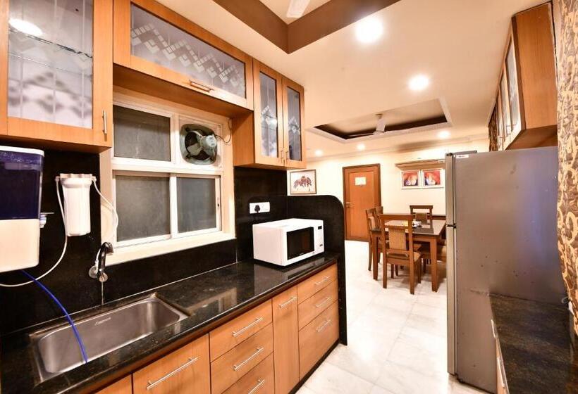１ベッドルームドゥプレックスアパートメント, Click White House Residency, Vadodara