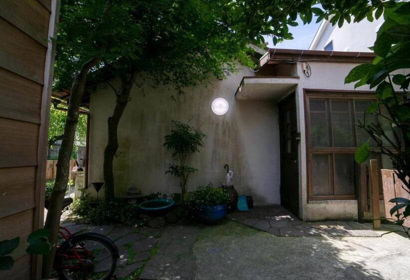 Номер Стандарт Вид на Сад, Villa Sacra ヴィラサクラ