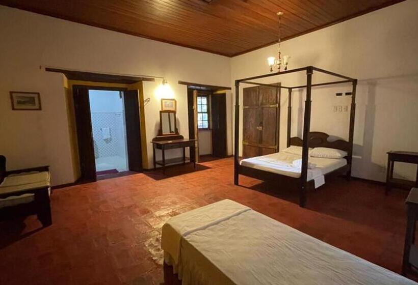 غرفة عائلية, Pousada La Maison Du Baron