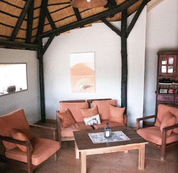 Номер Комфорт, Otjohotozu Guestfarm