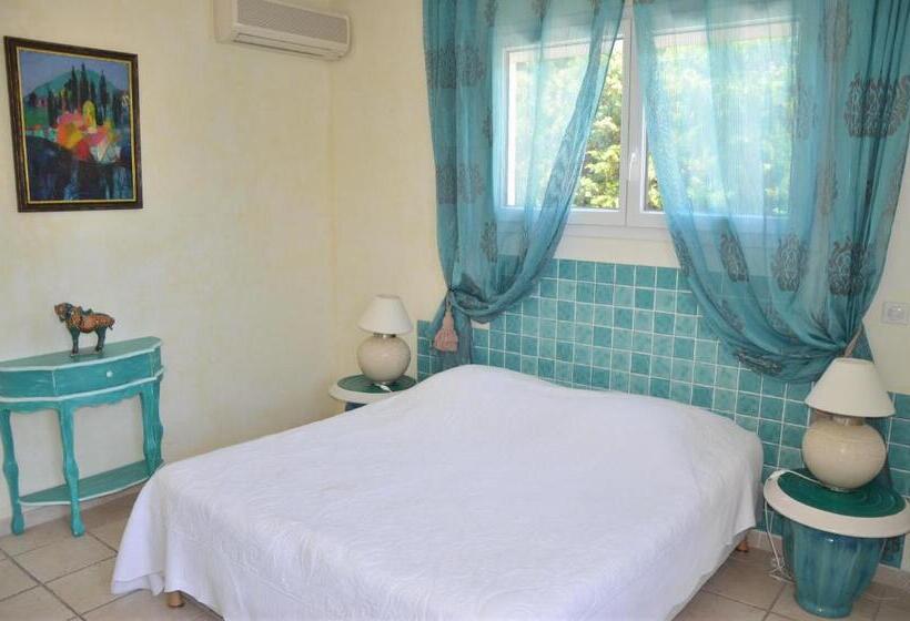 标准间, Villa Des Anges